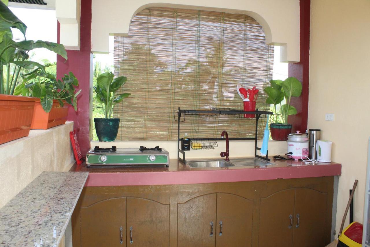 Peace Lily Studio Apartments Panglao Kültér fotó